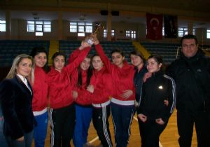 Yarı final vizesi aldılar